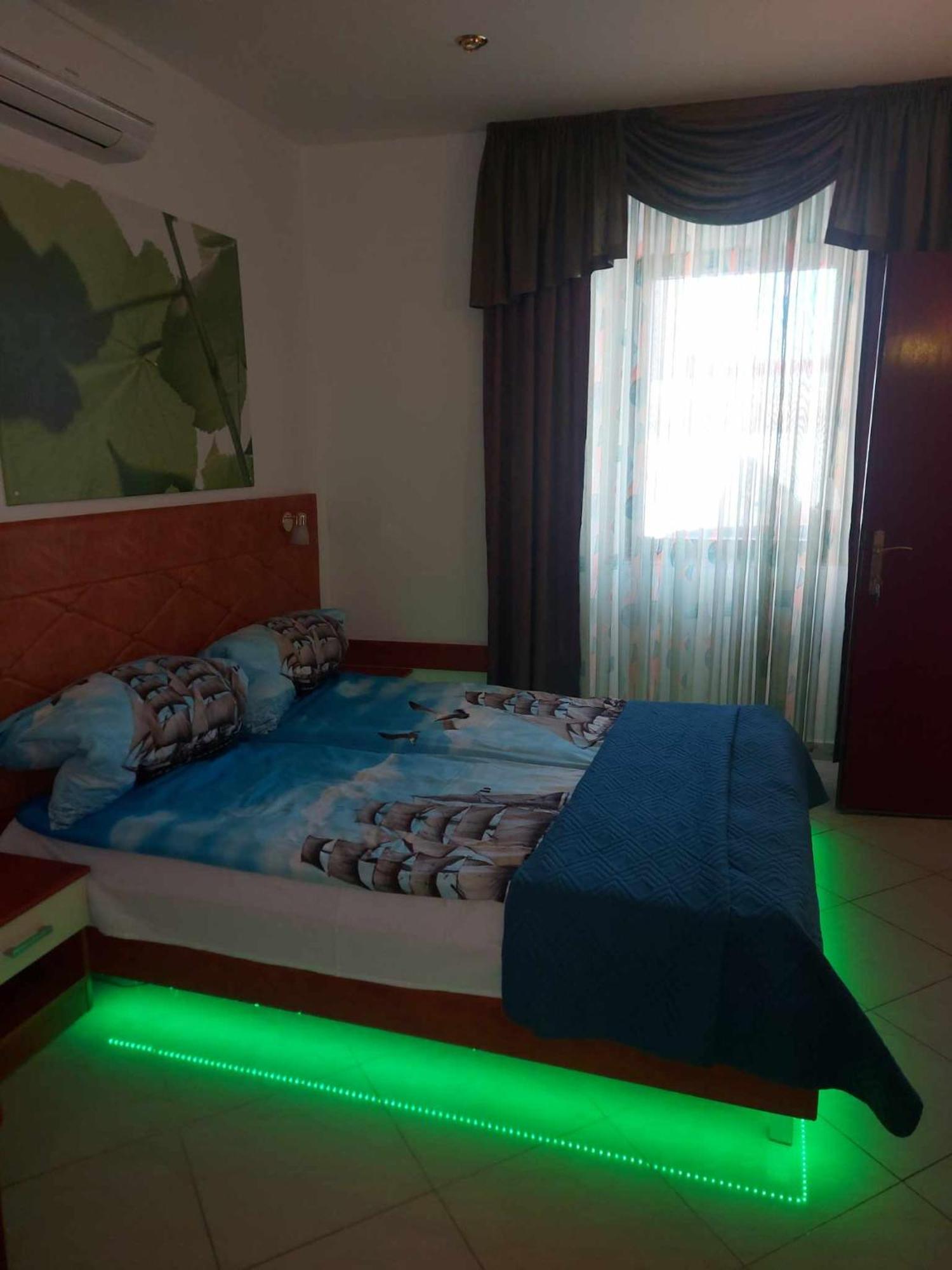 Vila Zlata Apartman Punat Kültér fotó