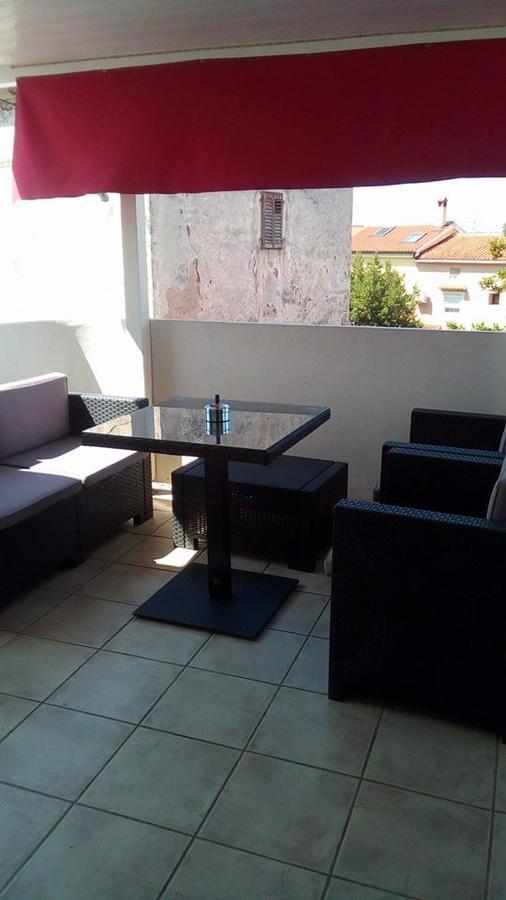 Vila Zlata Apartman Punat Kültér fotó